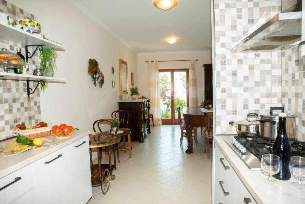 Villa Il Sogno Di Zia Ada Massa Lubrense Ngoại thất bức ảnh